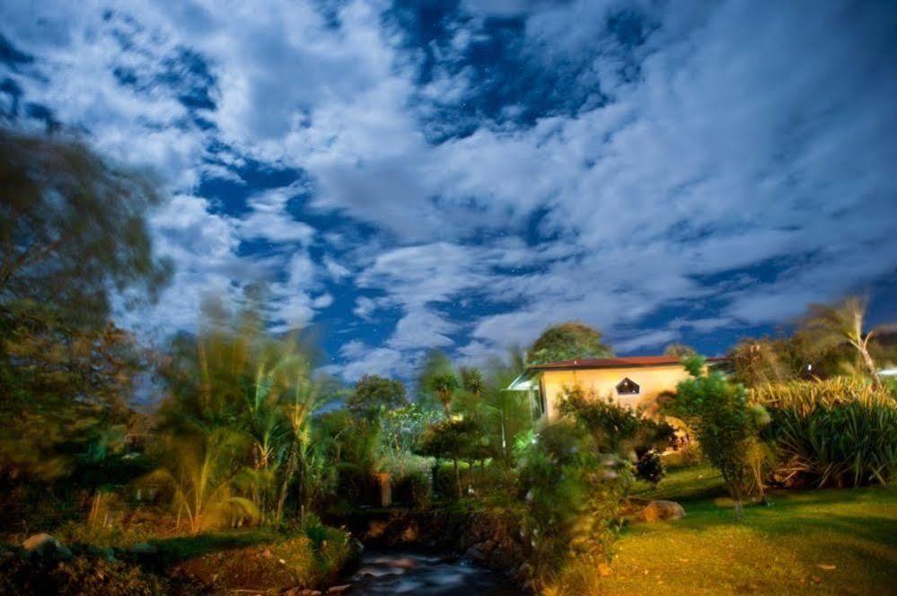 Isla 4*